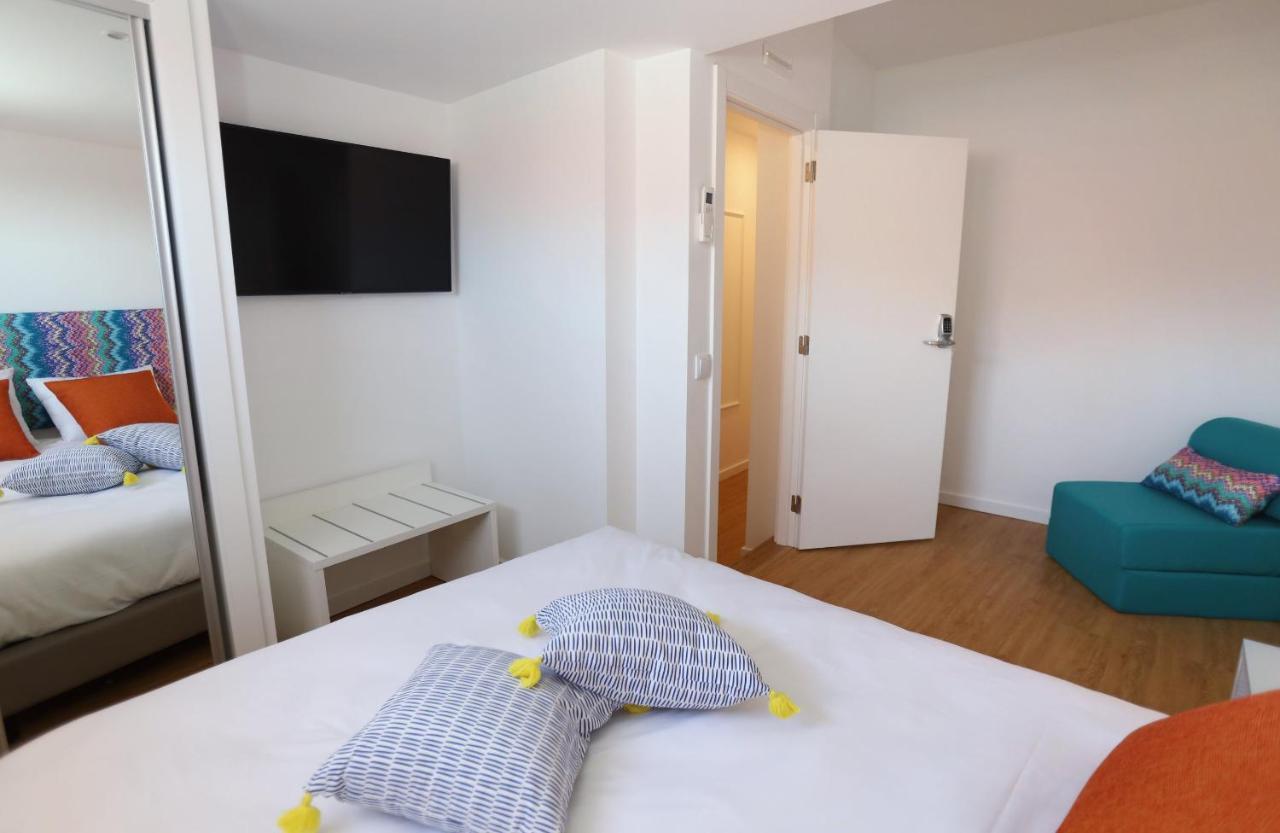 Glass Boutique - Rooms & Suites Marinha Grande Exterior foto
