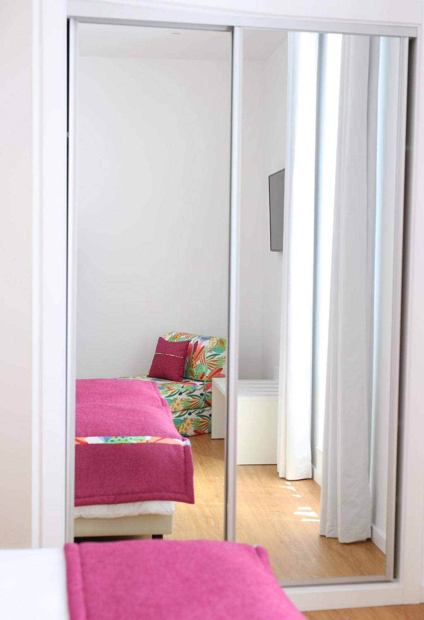 Glass Boutique - Rooms & Suites Marinha Grande Quarto foto